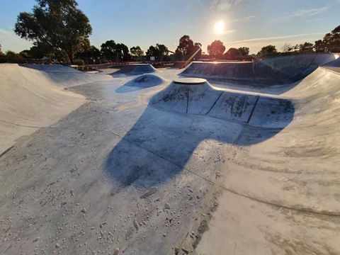Carrum Downs Skatepark photo 2