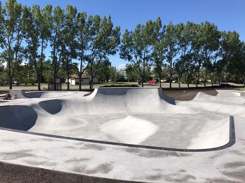 Carstairs Skatepark photo 4
