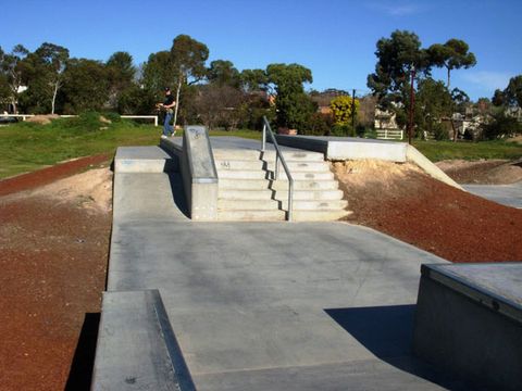 Castlemaine Skatepark photo 8