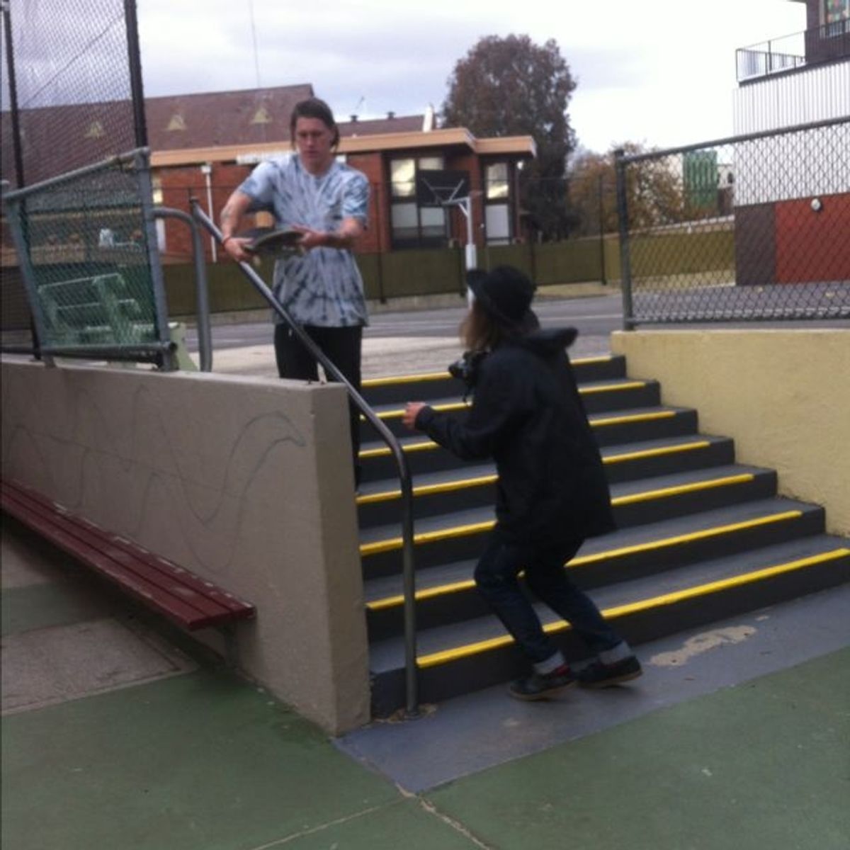 Camberwell over ledge skate spot