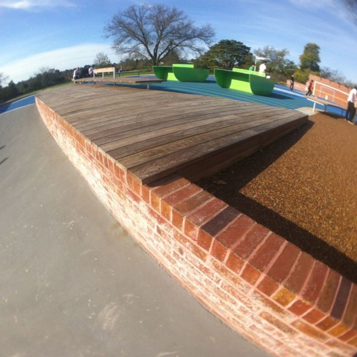 Ping pong park skate spot
