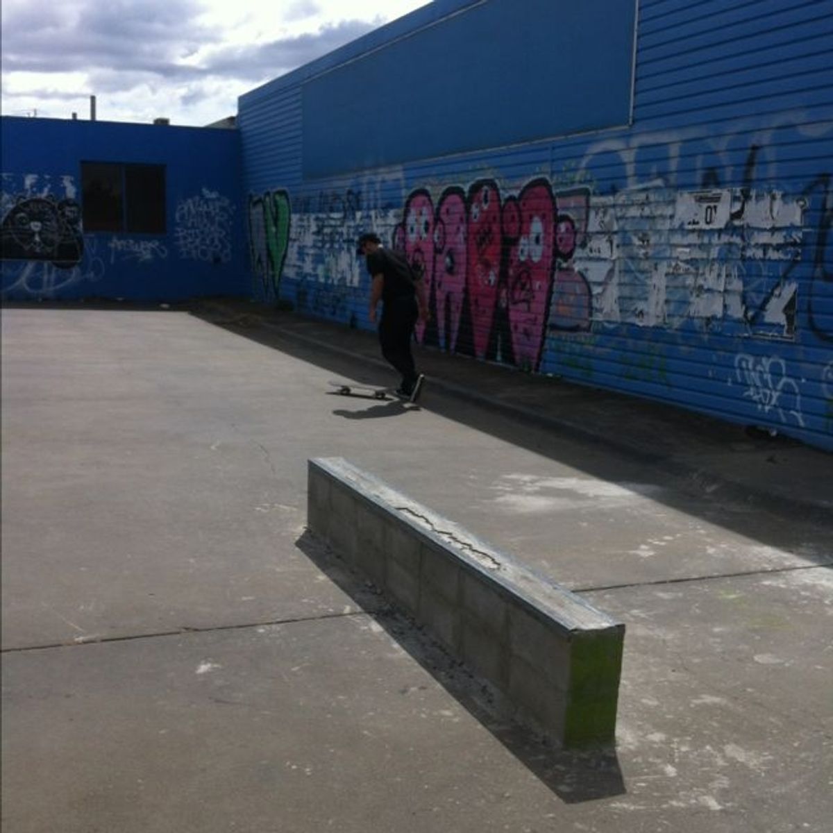 Hermans ledge skate spot