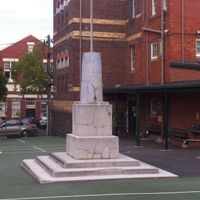Statue ledge