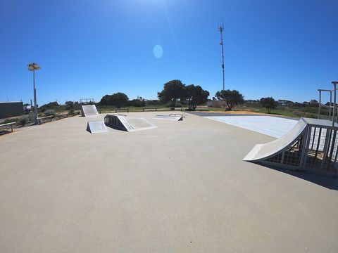 Cervantes Skatepark photo 2