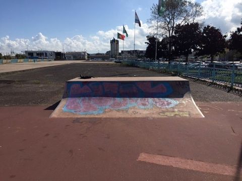 Cherbourg Old Skatepark photo 5