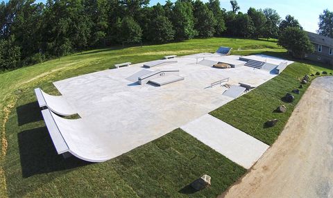 Child Care Skate Park photo 2