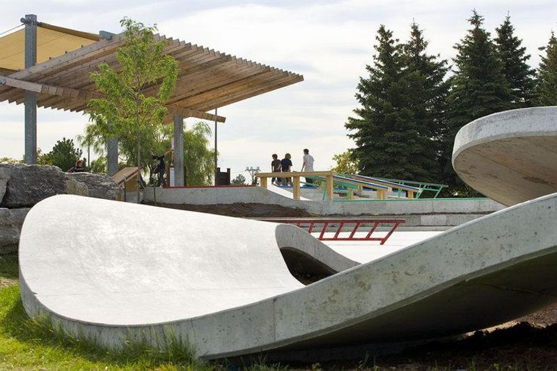 Chingaucousy Plaza 