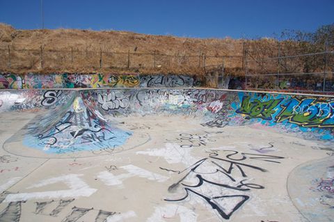 Claremont Skate Park (CLOSED) photo 3