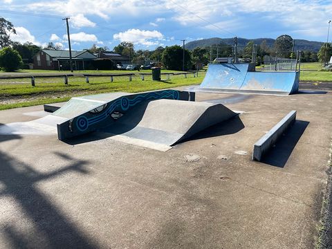 Clarence Town Skatepark photo 4