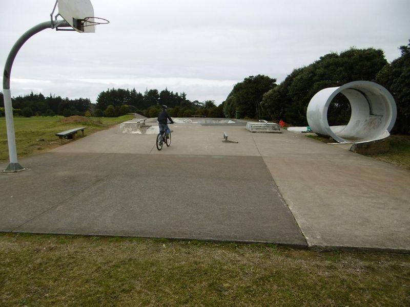 Clarks Beach Skatepark 
