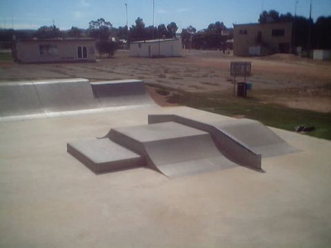 Cleve Skate Park photo 4