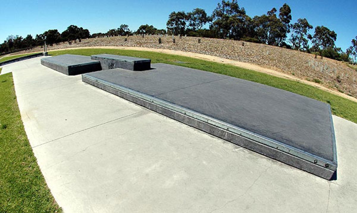 Clifton Hill Plaza skatepark
