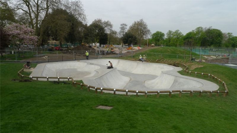 Clissold Park Skate Park