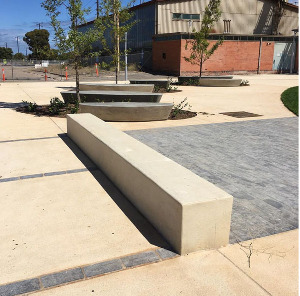 Flinders University Ledges skate spot