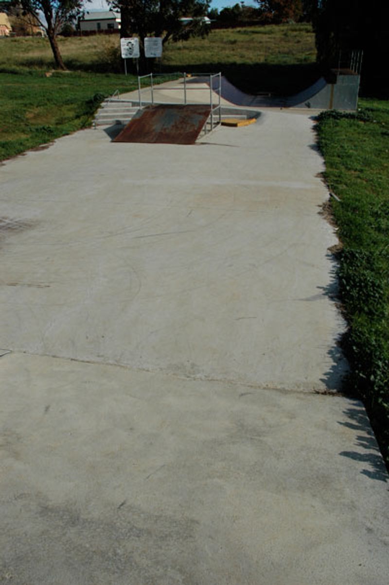 Clunes Skatepark