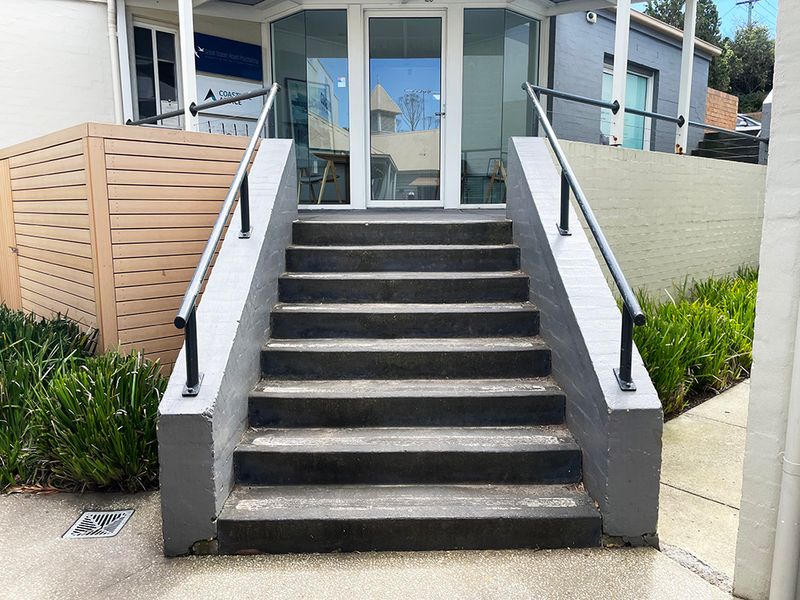 Costal Advice Rail