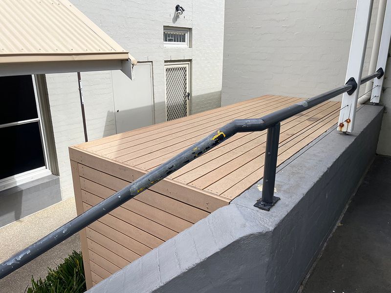 Costal Advice Rail