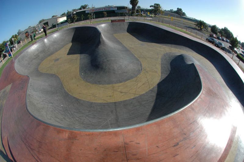 Cobram Bowl