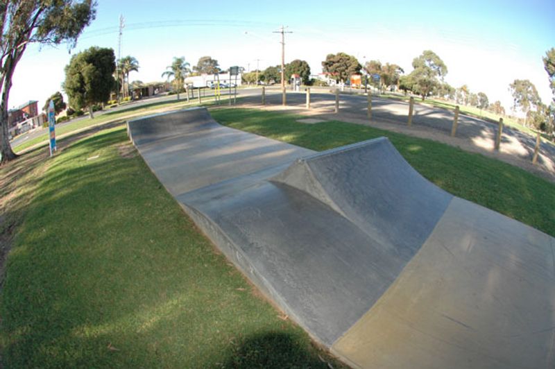 Cobram Bowl