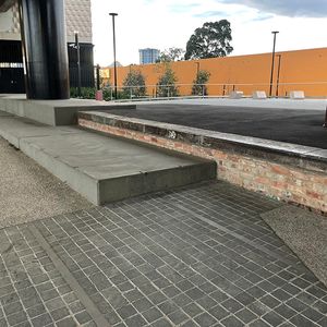 Coburg Out Ledge