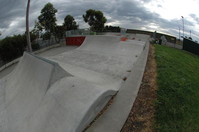 Colac (Central Reserve) Skatep