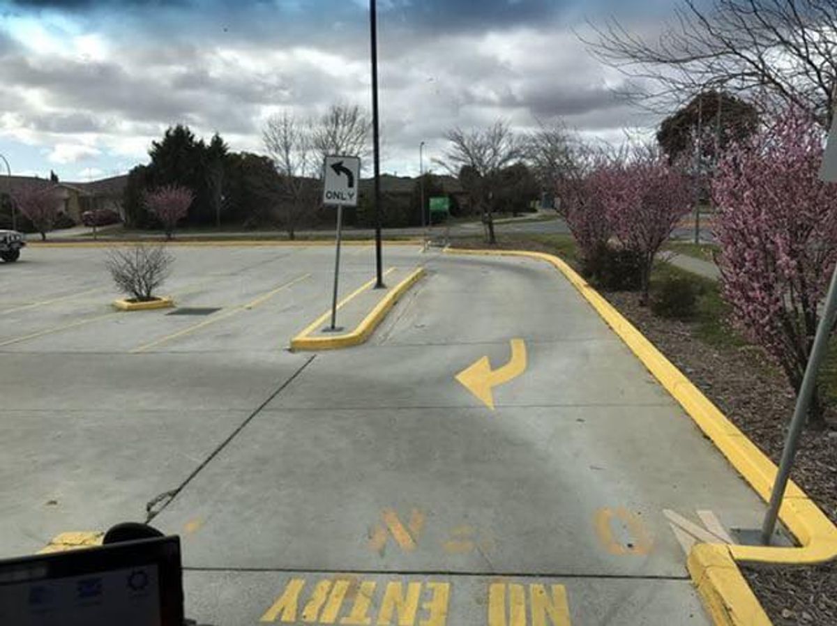 Dunlop Curbs skate spot