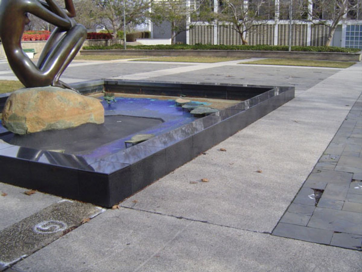 Cop Shop Ledge skate spot