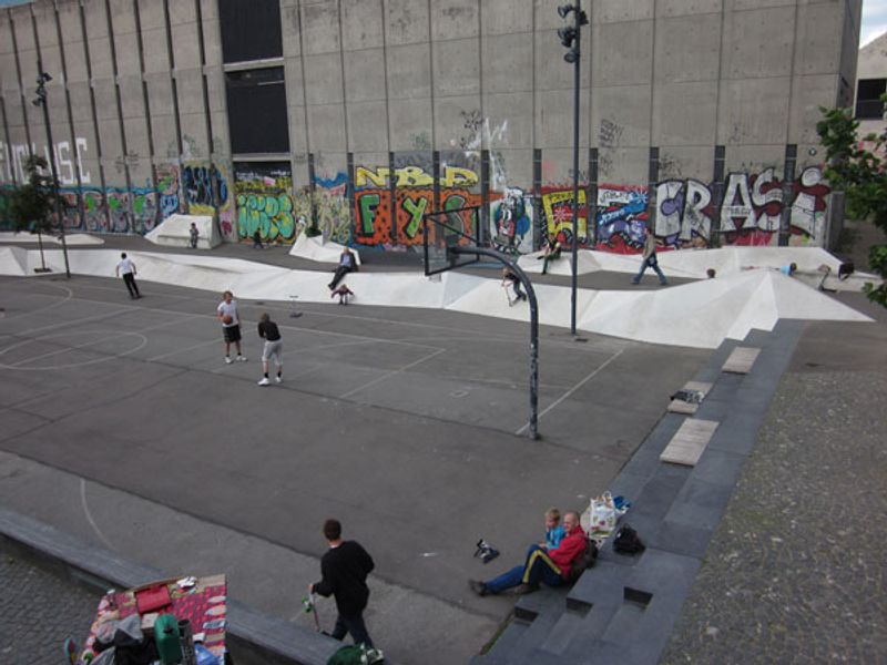 Copenhagen White Banks