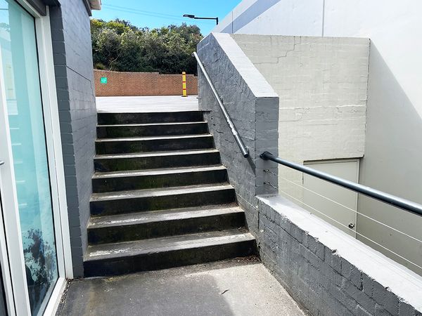 Coastal Wall Rail