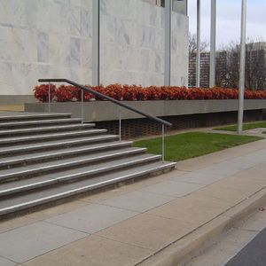 Court Rail