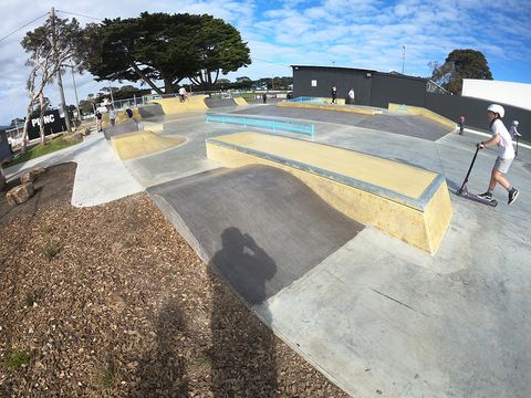 Cowes Skatepark photo 4