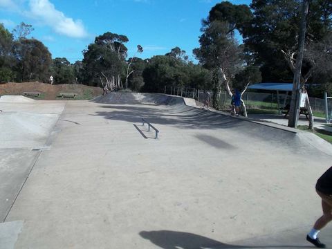 Cowes Old Skatepark photo 2