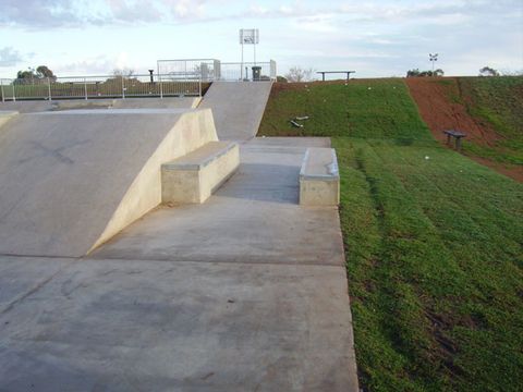 Cowra Skatepark photo 5