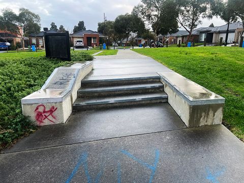 Cranbourne West Skatepark photo 3