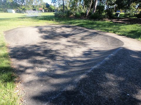 Crestmead Bowl photo 3