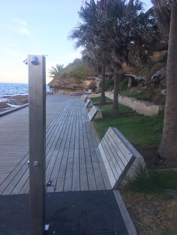 Cronulla Beach Wallrides