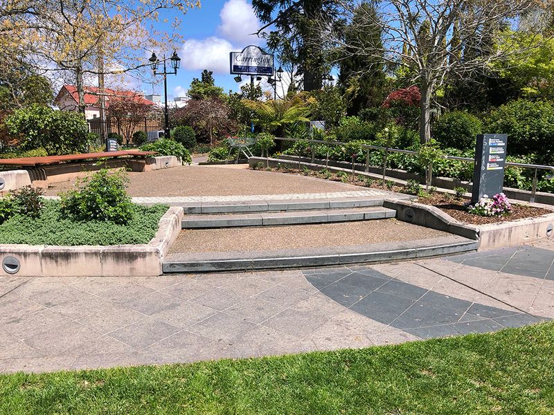 Garden Curb 