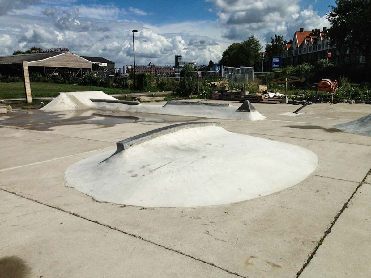 Dam DIY skatepark