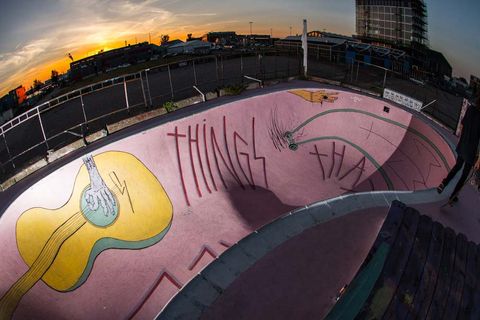 Dam Pink Pool photo 2