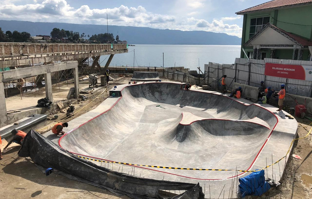 Danau Toba Bowl