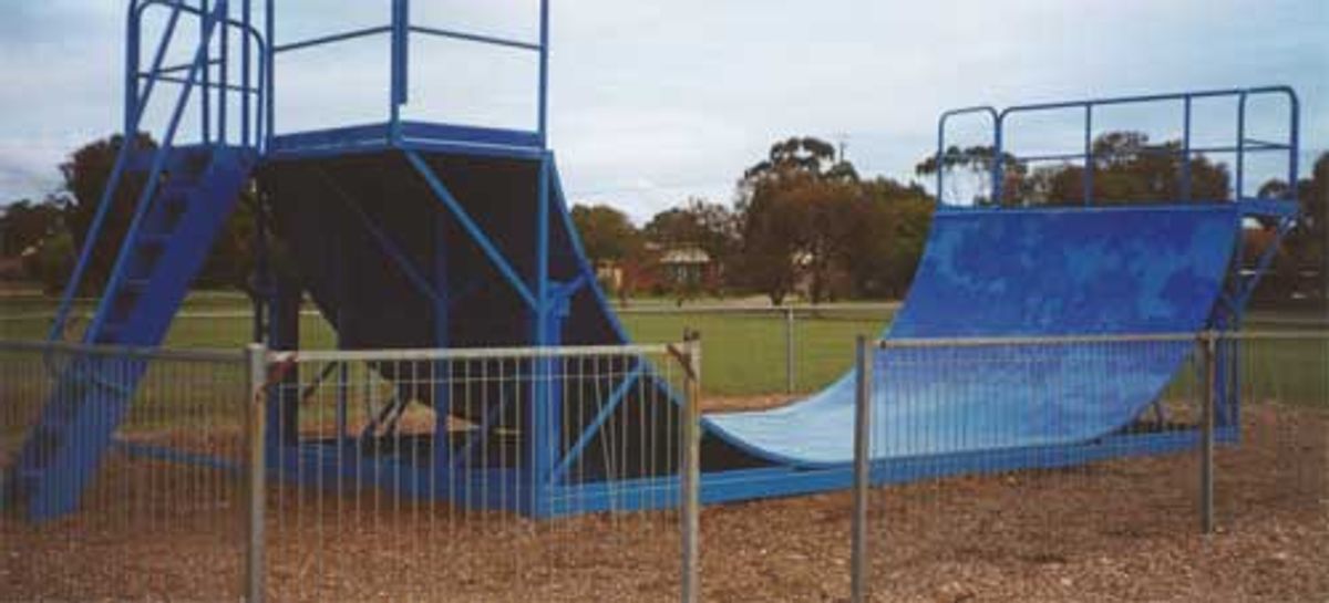 Davoren Park Ramp (CLOSED) skatepark