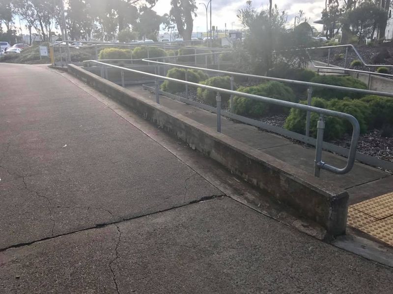 Deakin Rail 