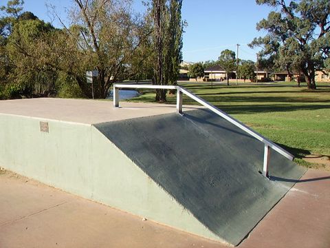 Deniliquin Old Skate Park photo 2