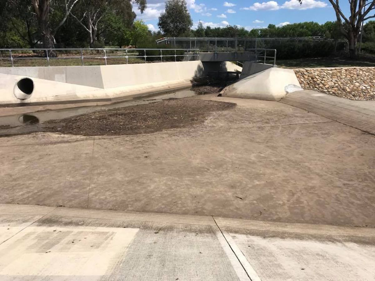 Dickson Drains skate spot