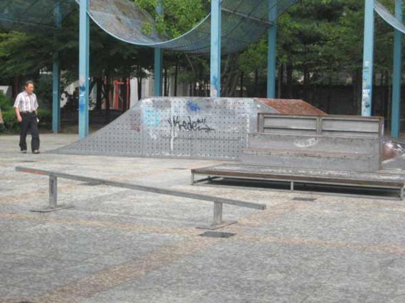 Dongdaemun Skatepark