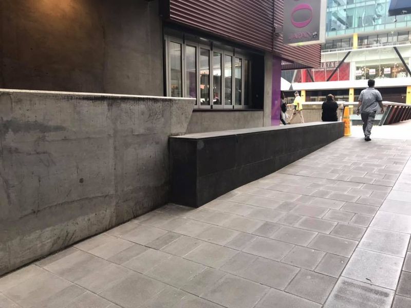 QV Double Ledge 