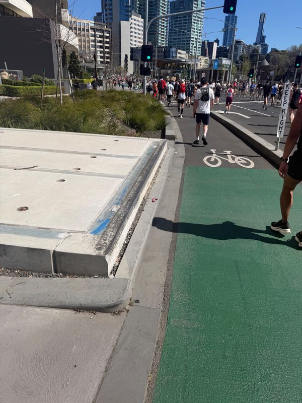 Bike lane ledge 