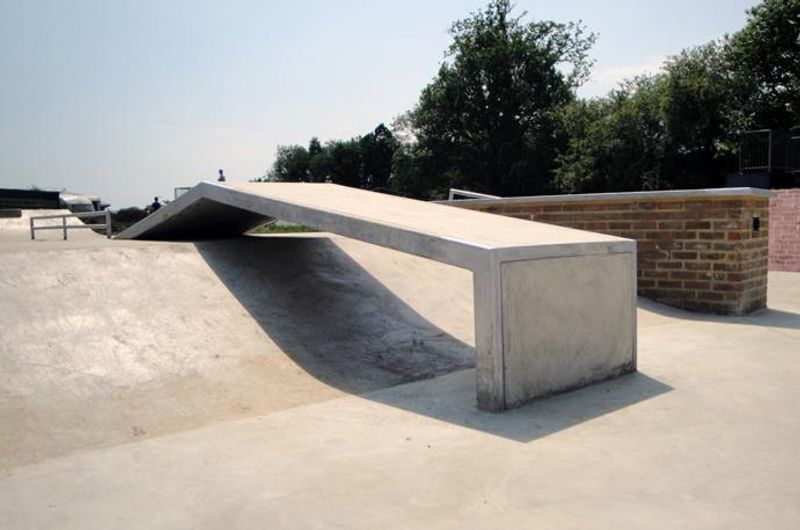 East Grinstead Skate Park 