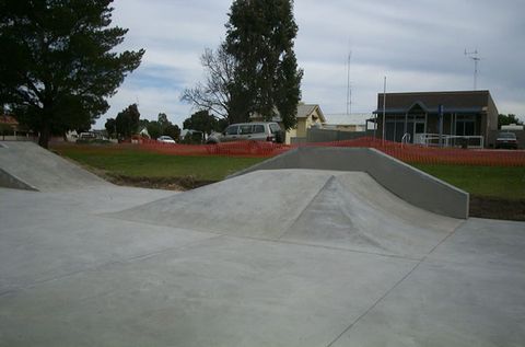 Edenhope Skate Park photo 9