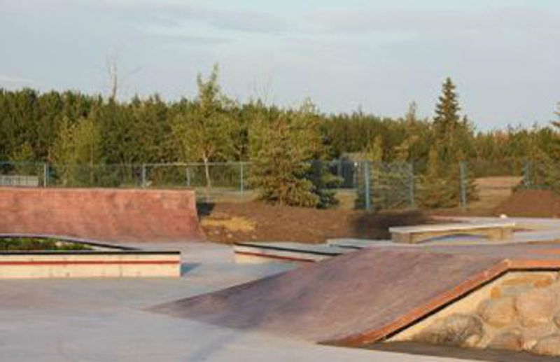 Callingwood Park Skate Plaza